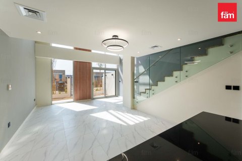 Townhouse de 2 dormitorios en Dubai, UAE No. 205047 10