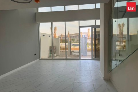 Townhouse de 2 dormitorios en Dubai, UAE No. 205047 3