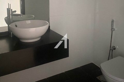 Apartment de 2 dormitorios en Sheikh Zayed Road, UAE No. 135951 11