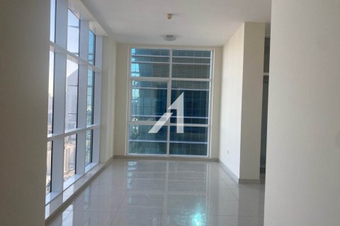 Apartment de 2 dormitorios en Sheikh Zayed Road, UAE No. 135951 5