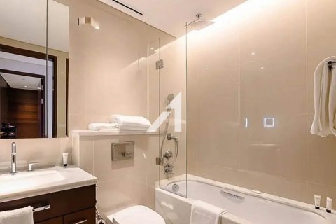 Квартира с 3 спальнями в Даунтаун Дубай (Даунтаун Бурдж Дубай), ОАЭ №135954 4