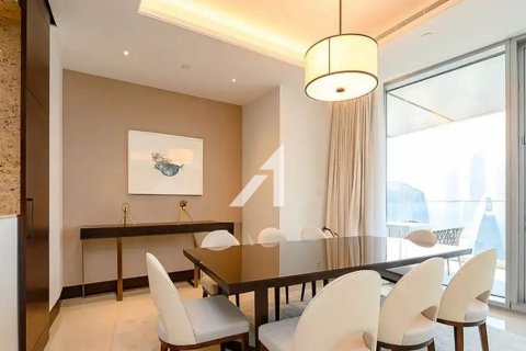 Квартира с 3 спальнями в Даунтаун Дубай (Даунтаун Бурдж Дубай), ОАЭ №135954 9