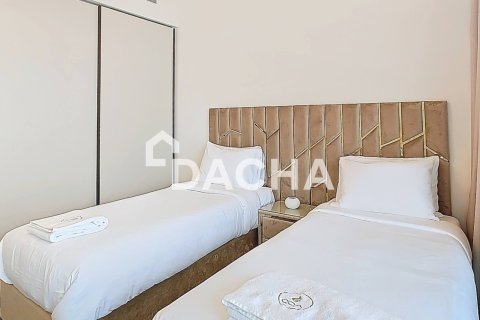 Квартира с 2 спальнями в EMAAR Beachfront, ОАЭ №162063 9