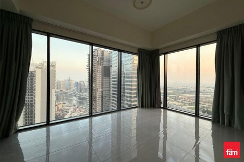Apartment de 2 dormitorios en Business Bay, UAE No. 135691