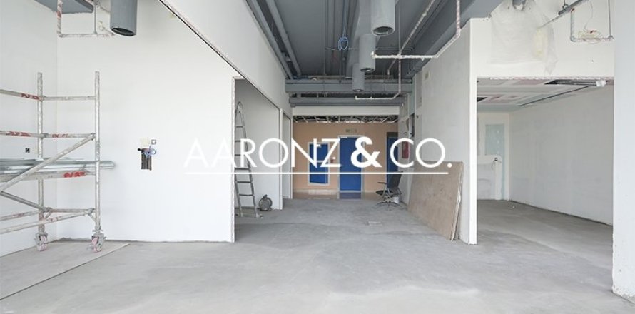 Office de 97m² à Sheikh Zayed Road, UAE No. 141052
