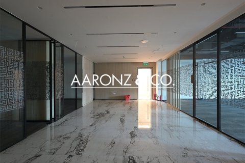 Office de 2323m² à Sheikh Zayed Road, UAE No. 141046 6