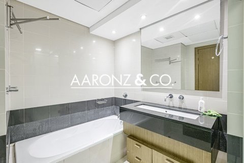 2 غرف نوم شقة في وسط مدينة دبي, الإمارات العربية المتحدة رقم 141050 15