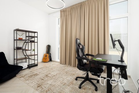 3 bedrooms Villa in Dubai, UAE No. 203894 16