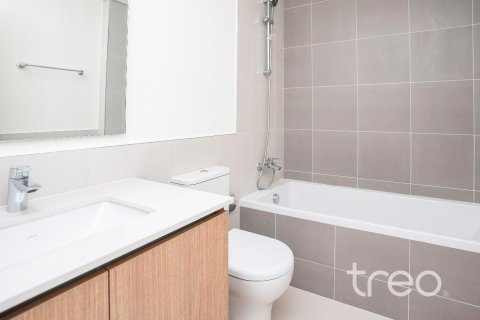 3 bedrooms Villa in EMAAR South, UAE No. 203895 7