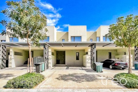 3 bedrooms Villa in EMAAR South, UAE No. 203895