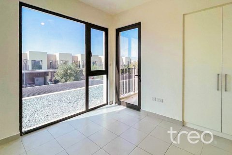 3 bedrooms Villa in EMAAR South, UAE No. 203895 12