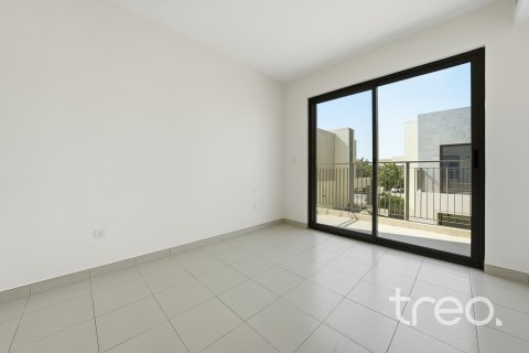 3 bedrooms Villa in EMAAR South, UAE No. 203895 6