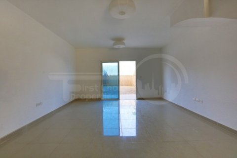 3 bedrooms Villa in Al Reef, UAE No. 167055 13