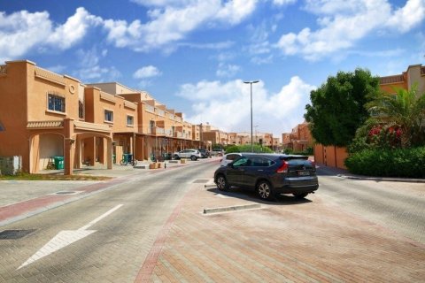 3 bedrooms Villa in Al Reef, UAE No. 167055 21