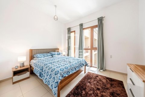 Квартира с 2 спальнями в Zahra Breeze Apartments, ОАЭ №209585 6