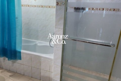 1 bedroom Apartment in Jumeirah Lake Towers, UAE No. 165154 11