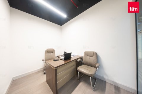 196m² Office in Dubai, UAE No. 147666 8