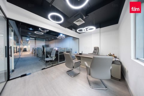 196m² Office in Dubai, UAE No. 147666