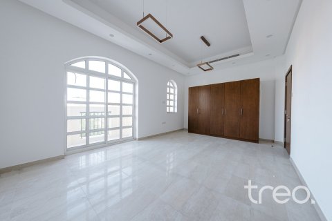 Villa de 5 dormitorios en The Villa, UAE No. 173902 11