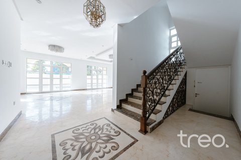 Villa de 5 dormitorios en The Villa, UAE No. 173902 6