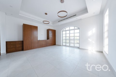 Villa de 5 dormitorios en The Villa, UAE No. 173902 13