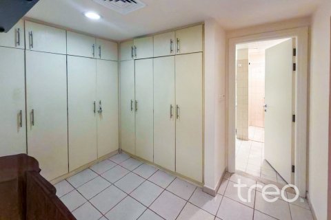 3 غرف نوم فيلا في Meadows 8, الإمارات العربية المتحدة رقم 173903 9