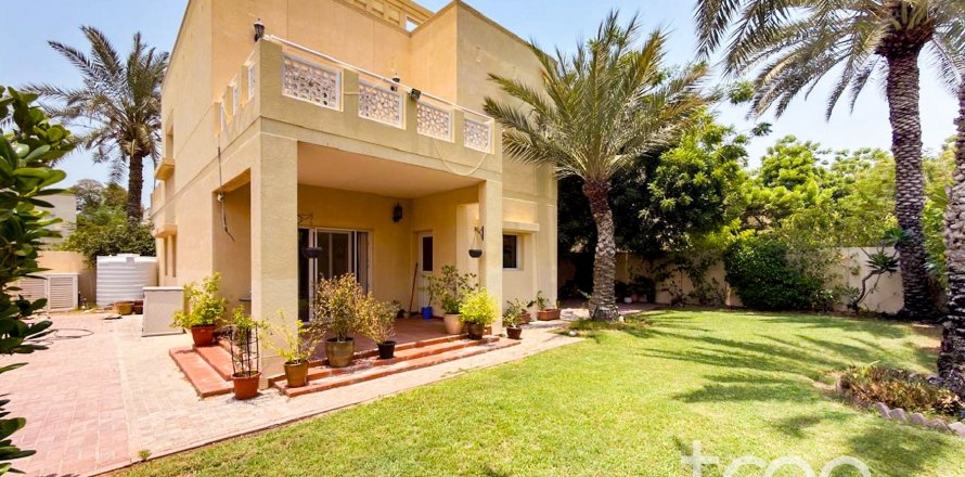 3 غرف نوم فيلا في Meadows 8, الإمارات العربية المتحدة رقم 173903