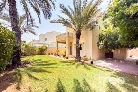 3 غرف نوم فيلا في Meadows 8, الإمارات العربية المتحدة رقم 173903 5
