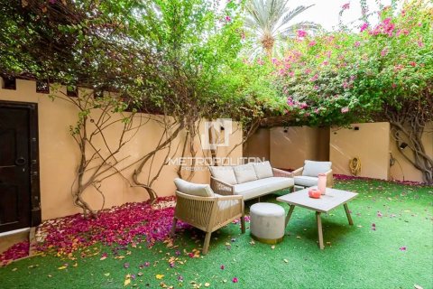 2 غرف نوم شقة رقم 129916 18