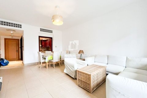 1 غرف نوم شقة رقم 129917 6