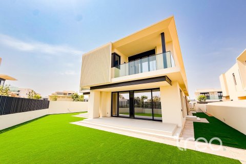 Villa de 5 dormitorios en Dubai, UAE No. 206169