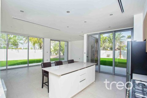 Villa de 4 dormitorios en Dubai Hills Estate, UAE No. 206171 4
