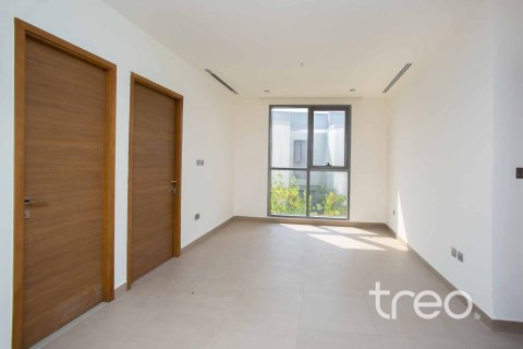 Villa de 4 dormitorios en Dubai Hills Estate, UAE No. 206171 9