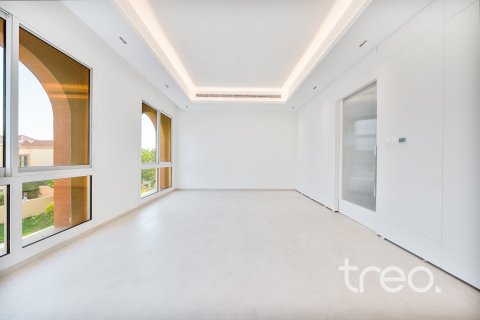 Villa de 6 dormitorios en The Villa, UAE No. 206167 18