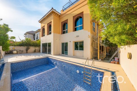 Villa de 6 dormitorios en The Villa, UAE No. 206167 10