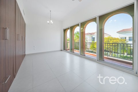Villa de 6 dormitorios en The Villa, UAE No. 206167 15
