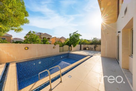 Villa de 6 dormitorios en The Villa, UAE No. 206167 28
