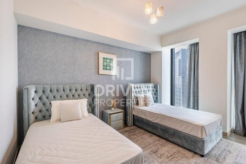 3 bedrooms Apartment in Burj Vista, UAE No. 137890 13