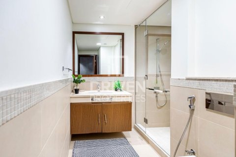 3 bedrooms Apartment in Burj Vista, UAE No. 137890 8