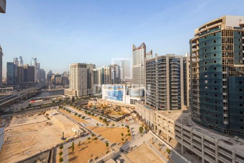 Apartment de 2 dormitorios en Business Bay, UAE No. 137889 9