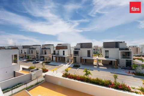 Вилла с 4 спальнями в Дубай, ОАЭ №146149 14