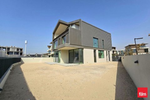 Вилла с 5 спальнями в Дубай, ОАЭ №146148 3