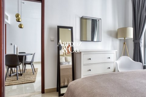 1 bedroom Apartment in Downtown Dubai (Downtown Burj Dubai), UAE No. 210904 9