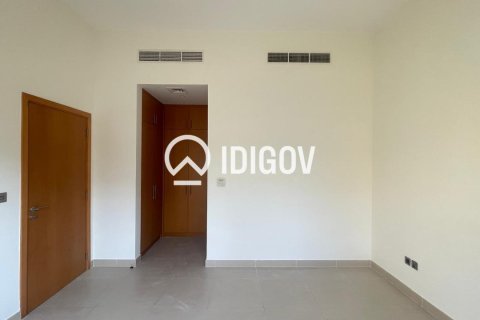 Villa de 4 dormitorios en Dubai, UAE No. 184920 9