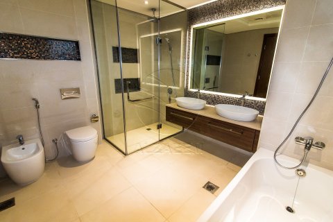 5 bedrooms Apartment No. 127790 4