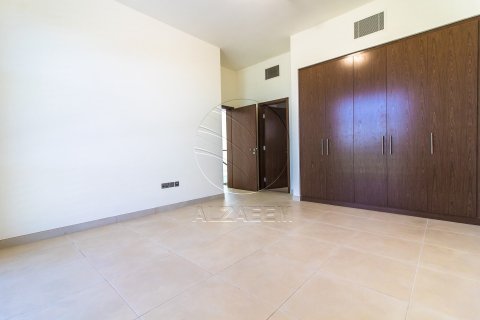 5 bedrooms Apartment No. 127790 9