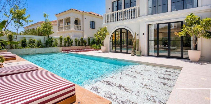 5 bedrooms Villa in Jumeirah Village Triangle, UAE No. 194336