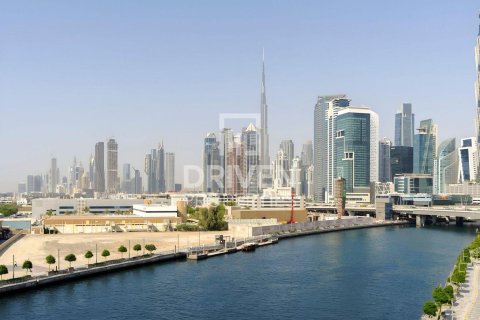 2 bedrooms Apartment in Al Wasl, UAE No. 193398