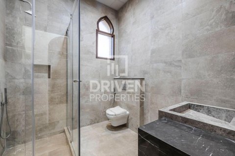 7 bedrooms Villa in Al Quoz, UAE No. 193555 7