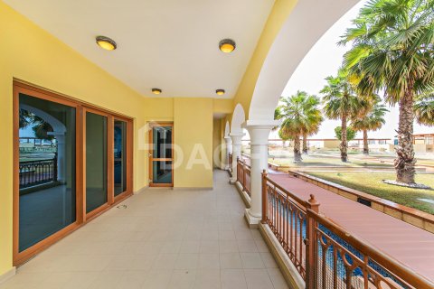 Apartment de 2 dormitorios en Marina Residences, UAE No. 155560 3